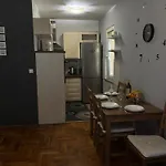 T&t شقة