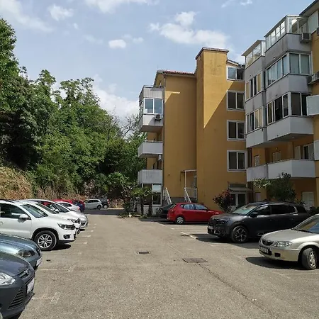 Apartment T&t *